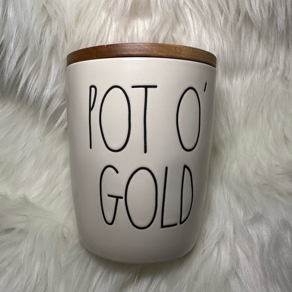 Rae Dunn Other - Rae Dunn Pot o’ Gold cellar